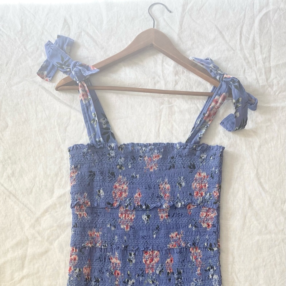 ASTR The Label  Anais Floral Smocked Dress Tiered Blue - Picture 10 of 16